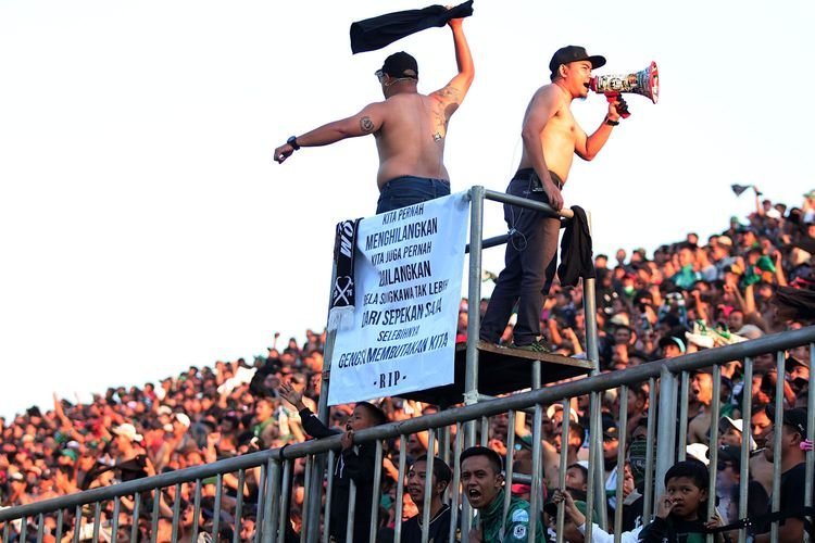 PT PSS yang menaungi klub PSS Sleman disebut-sebut hendak melakukan pertemuan dengan salah satu suporter, Brigata Curva Sud (BCS) yang memboikot pertandingan tim kesayangan di Piala Presiden 2019. (foto: Olenas.id/Gonang Susatyo)