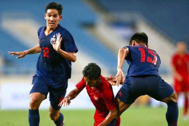 Tim nasional U-23 mengalami kekalahan telak karena tidak mampu keluar dari tekanan Thailand U-23 di pertandingan pertama kualifikasi Piala Asia U-23 di Hanoi, Vietnam, Jumat (22/3/2019).  (foto: afc.com)