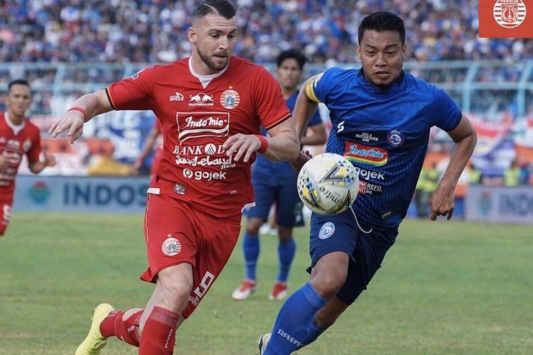 Arema saat hadapi Persija (foto : twitter Persija)
