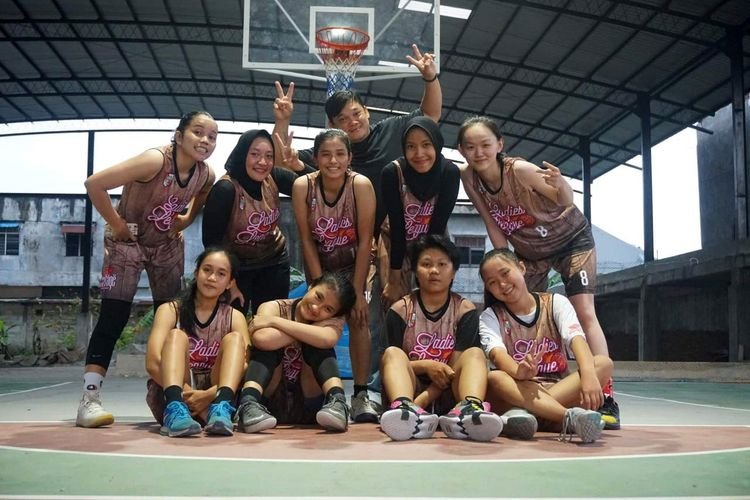 Tim Pekanbaru All Stars menjadi tuan rumah di turnamen pramusim Srikandi Cup yang juga diikuti tim Malaysia, Penang Stallion. (Foto: istimewa)