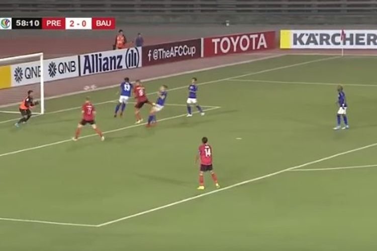 Tandukan Spaso memperkecil kekalahan Bali United dari Svay Rieng (Foto : Youtube)