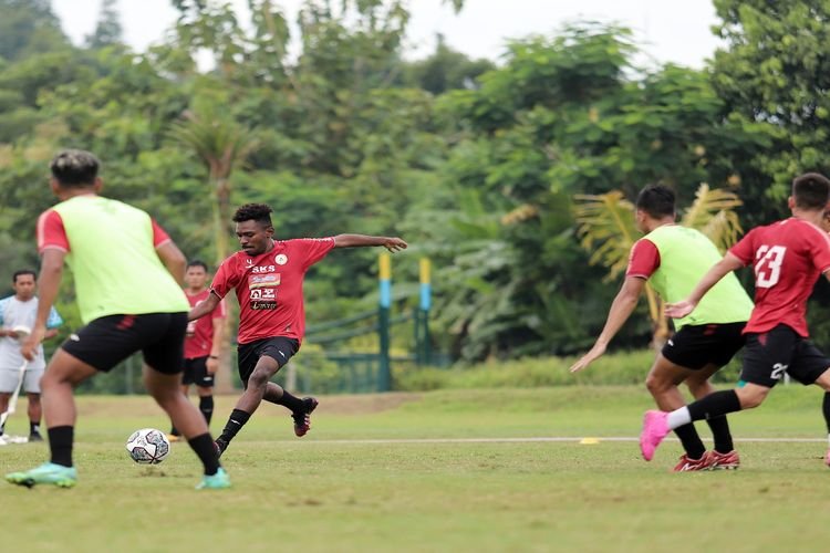 PS Sleman menjalani latihan di Bali jelang lawan Persiraja Banda Aceh. (Foto: olenas.id/PSS Sleman)