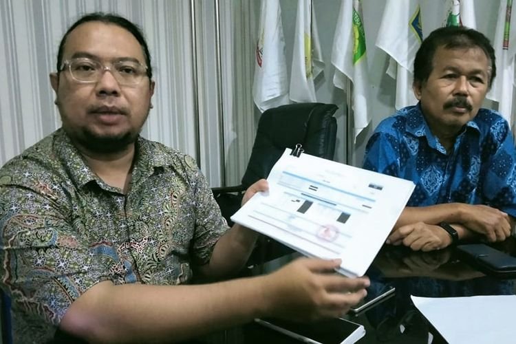 Wasekjen NPC Indonesia, Rima Ferdianto (kiri) menepis hoaks APG XI 2022 di Solo diikuti 2 negara. (Foto: olenas.id/Gonang Susatyo)