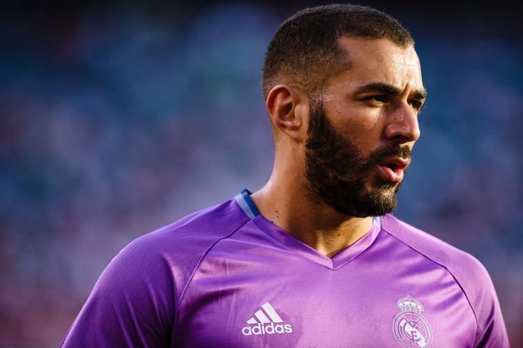 Real Madrid kembali mengandalkan striker Karim Benzema saat menghadapi Chelsea di pertandingan ke-2 perempat final Liga Champions, Rabu (13/4/2022) dini hari WIB. (Gambar ilustrasi: