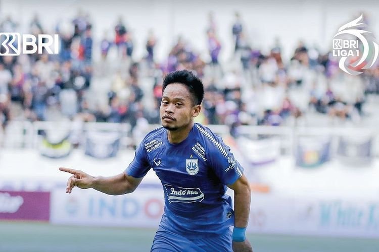 Selebrasi bek PSIS Semarang, Fredyan Wahyu selepas membobol gawang Persik dalam laga pekan kelima Liga 1 2022-2023, 18 Agustus 2022. Facebook.com/Liga1Match