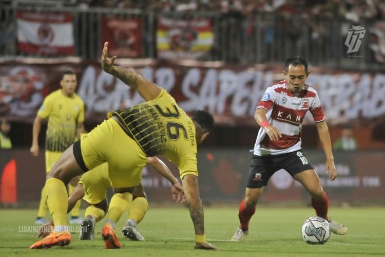 Barito Putera babak belur saat hadapi Madura United, Sabtu (23/7/2022). Foto : ligaindonesiabaru