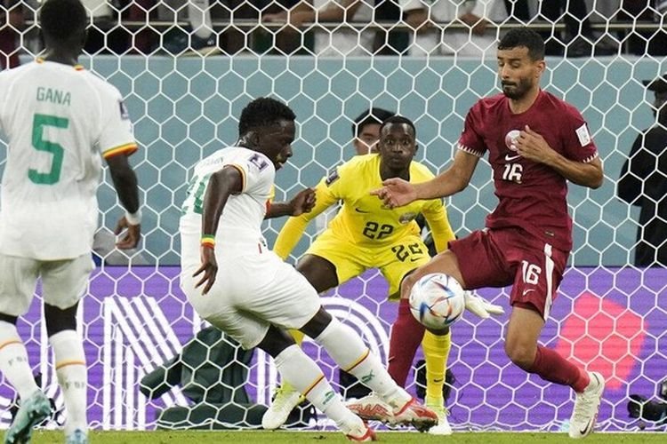 Qatar tersingkir dari Piala Dunia 2022 (Foto: AP/Hassan Ammar)