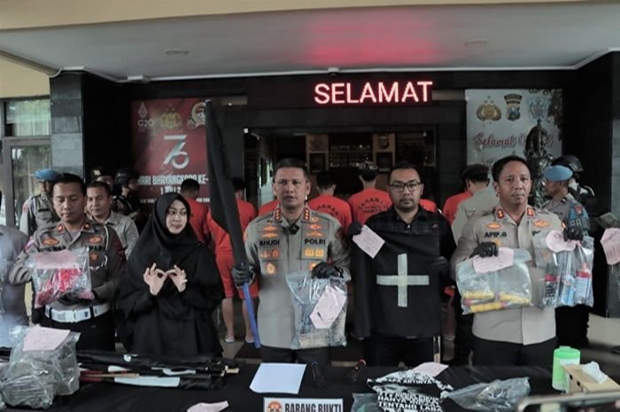 Tujuh tersangka ditetapkan oleh Polresta Malang Kota