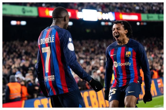 Ousmane Dembele (kiri) absen saat Barcelona menghadapi Real Betis di La Liga Spanyol, 2 Februari 2023 dini hari WIB.