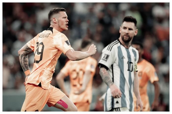 Pelatih Erik ten Hag menutup telinga terhadap kritik dan Manchester United tetap mendatangkan Wout Weghorst.