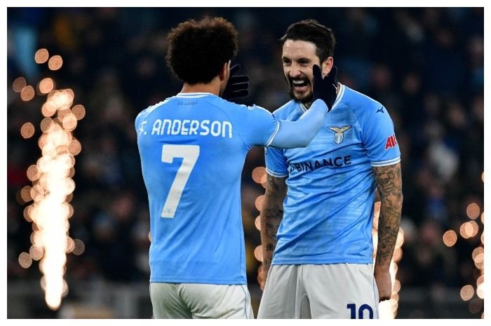 Pemain Lazio merayakan gol di pertandingan melawan AC Milan di kompetisi Serie A Italia, Rabu, 25 Januari 2023 dini hari WIB.