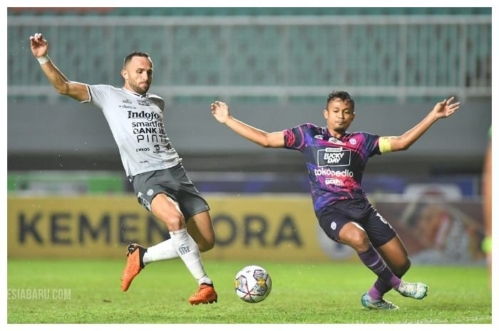 Duel RANS Nusantara FC bs Bali United berakhir imbang 4-4 di pertandingan Liga 1 2022/2023, Rabu, 25 Januari 2023.