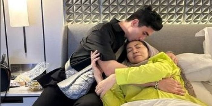 Verrell Bramasta dan Athalla Naufal saat bersama Venna Melinda