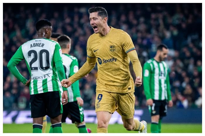 Striker Robert Lewandowski menjadi andalan lini depan Barcelona saat menghadapi Sevilla, Senin, 6 Februari 2023 dini hari WIB.