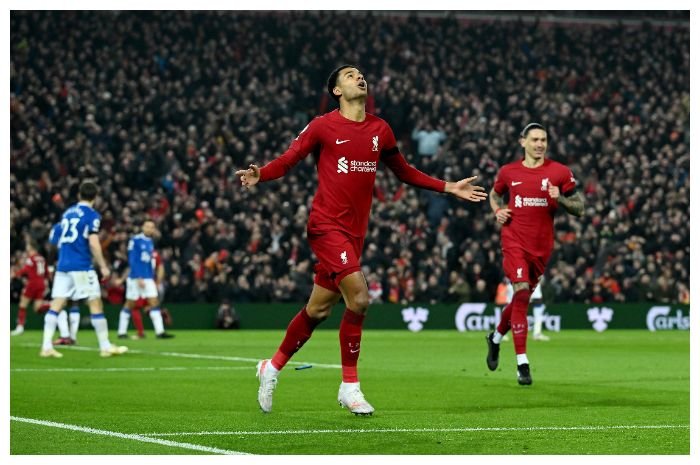 Pemain anyar Cody Gakpo merayakan gol saat Liverpool mengalahkan Everton di Merseyside Derby, Selasa, 14 Februari 2023 dini hari WIB.