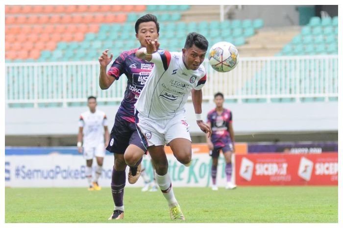 Arema FC mengalahkan Rans Nusantara FC 2-1 di pertandingan Liga 1, Rabu, 8 Februari 2023.