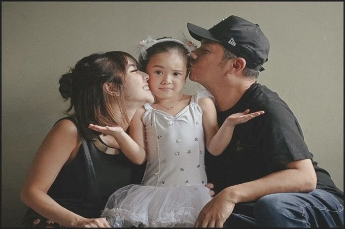 Gading Marten dan Gisele kompak mengasuh anak