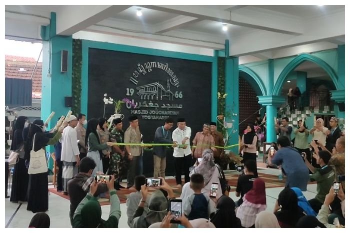 Plt Walikota Yogyakarta Sumadi resmi membuka Kampung Ramadhan Jogokariyan (KRJ) Kamis, 23 Maret 2023.