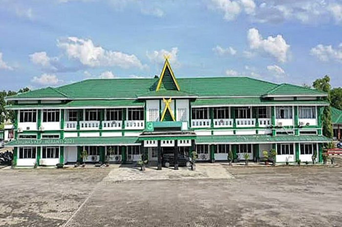 Kantor Bupati Kepulauan Meranti yang digadaikan ke Bank Riau