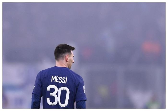 Lionel Messi, tinggalkan PSG dan kembali ke Barcelona.