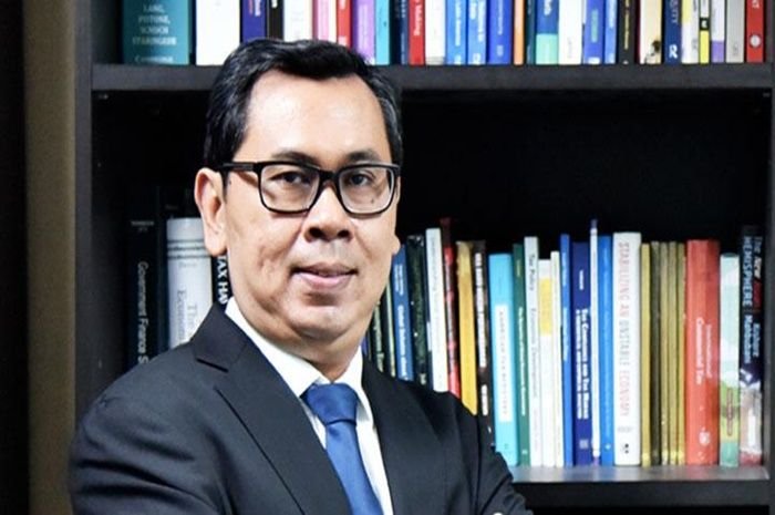 Staf khusus Menteri Keuangan, Yustinus Prastowo