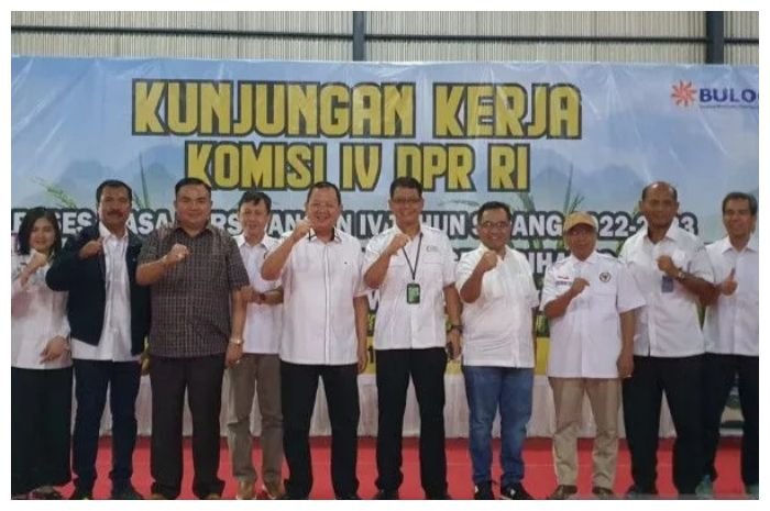 Kunjungan kerja Komisi IV DPR  ke Gudang Perum Bulog Wates.