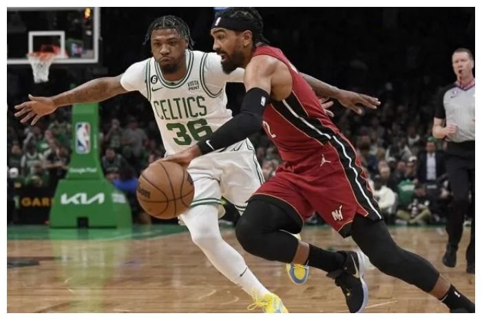 Miami Heat kalahkan tuan rumah Boston Celtic di final wilayah timur NBA.