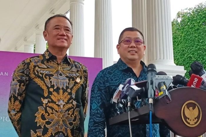 Pembina Paguyuban Sosial Marga Tionghoa Indonesia (PSMTI), Hary Tanoe setelah diterima Presiden Jokowi