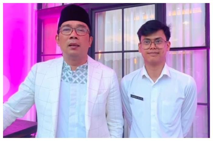 Gubernur Jawa Barat Ridwan Kamil bersama Husein Ali Rafsanjani.
