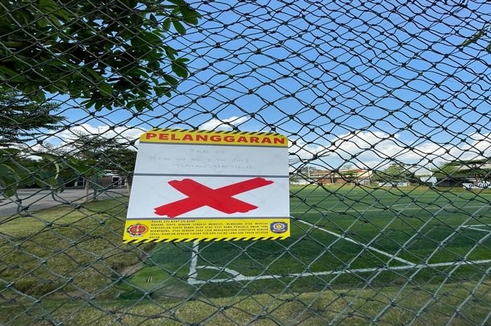 Maguwoharjo Football Park ditutup karena dianggap belum mengantongi izin Gubernur DIY