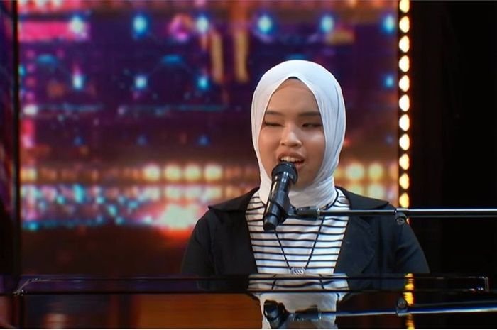 Putri Ariani yang memukau dan mendapatkan Golden Buzzer di American's Got Talent 2023