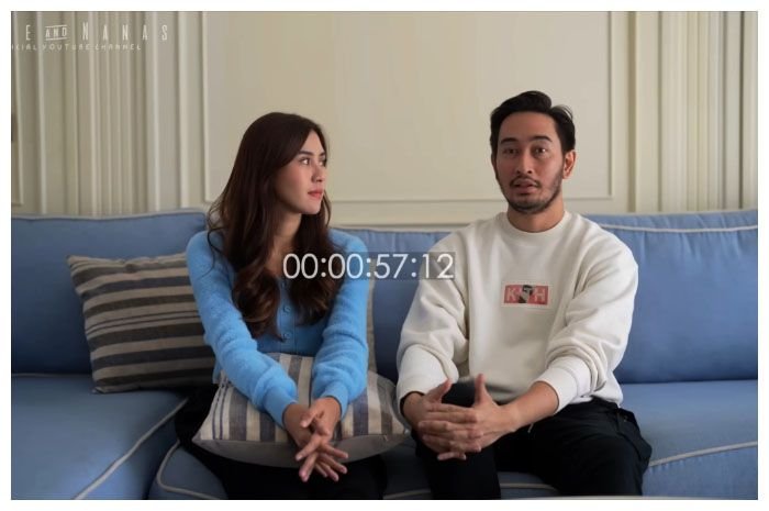 Syahnaz Shadiqah (kiri) minta maaf ke suaminya, Jeje Govinda.