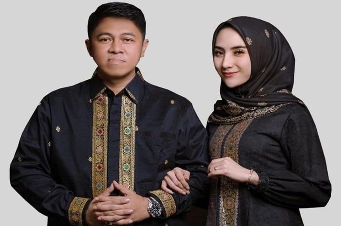 Adelia dan suaminya, David yang merupakan bandar narkoba