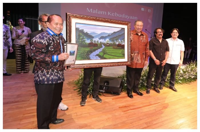 Lukisan Susilo Bambang Yudhoyono yang laku terjual Rp510 juta.