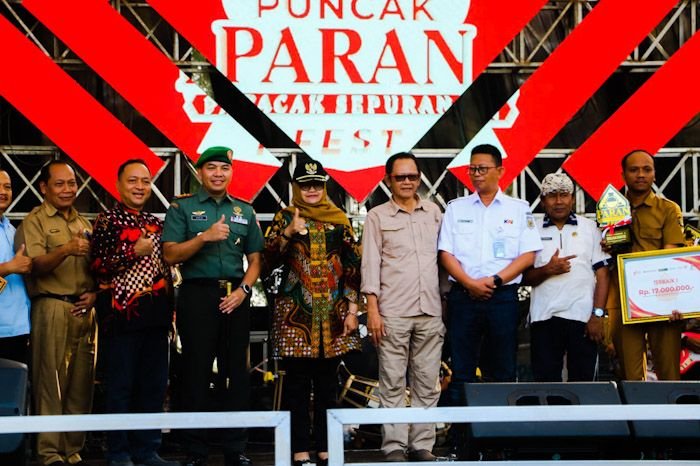 Pembukaan puncak acara Pacak Sepuran 2023 oleh Pj. Bupati Kulon Progo Ni Made Dwipanti Indrayanti