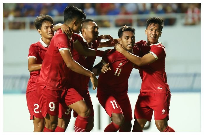Timnas U-23 Indonesia rayakan gol lawan Thailand di Piala AF U-23.