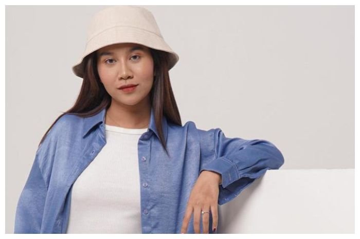 Mayang Lucyana.